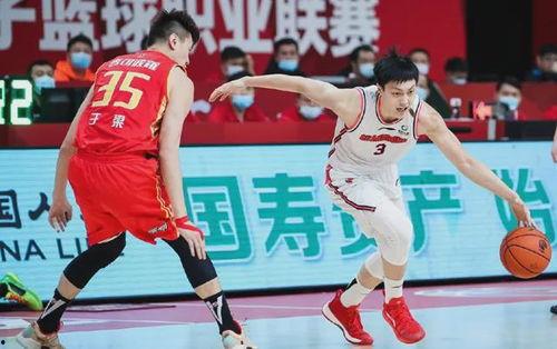 国产后卫广东队比赛视频,激情四溢，防守如铁